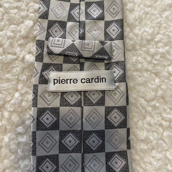 8 Men’s Ties - Picture 5 of 7